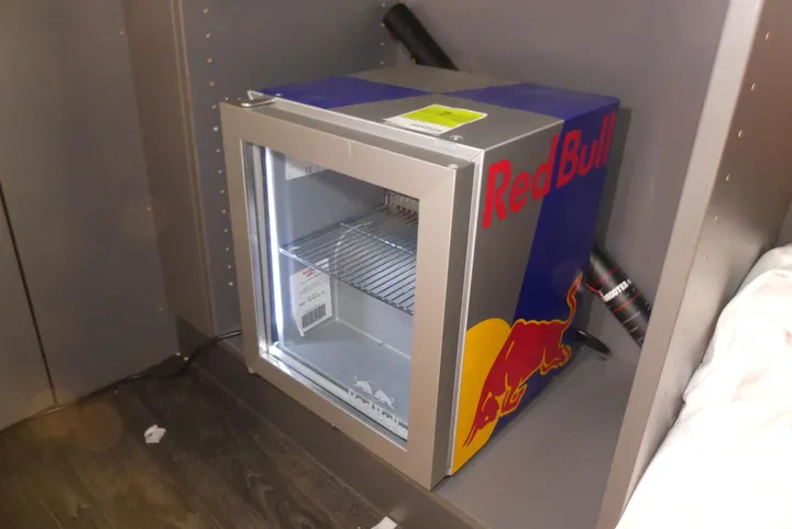 Vestfrost - Getränkekühlschrank Red Bull